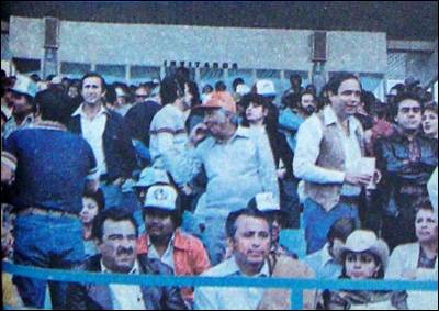 1982-02-08publico.jpg