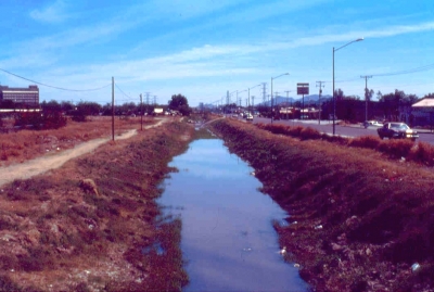 Canal Lázaro Cárdenas.